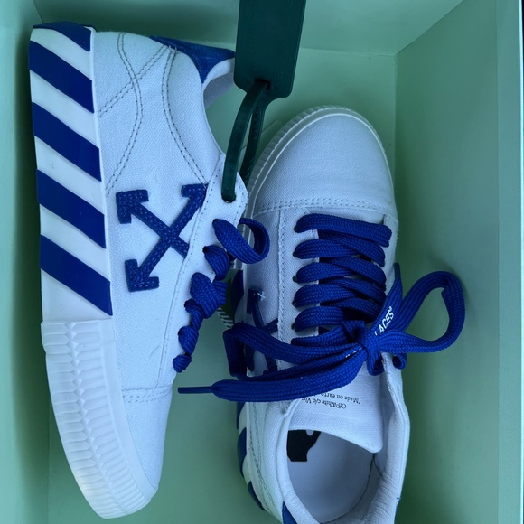 OFF WHITE SNEAKER - Picture 3 of 3